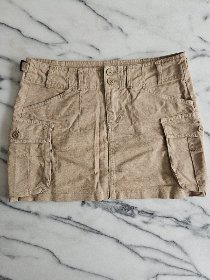 Khaki skirt brandy melville clearance