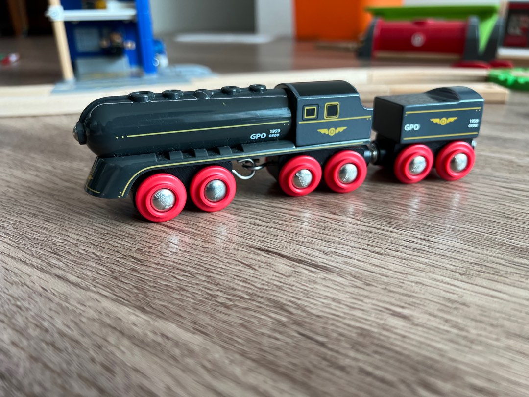 Brio shop bullet train