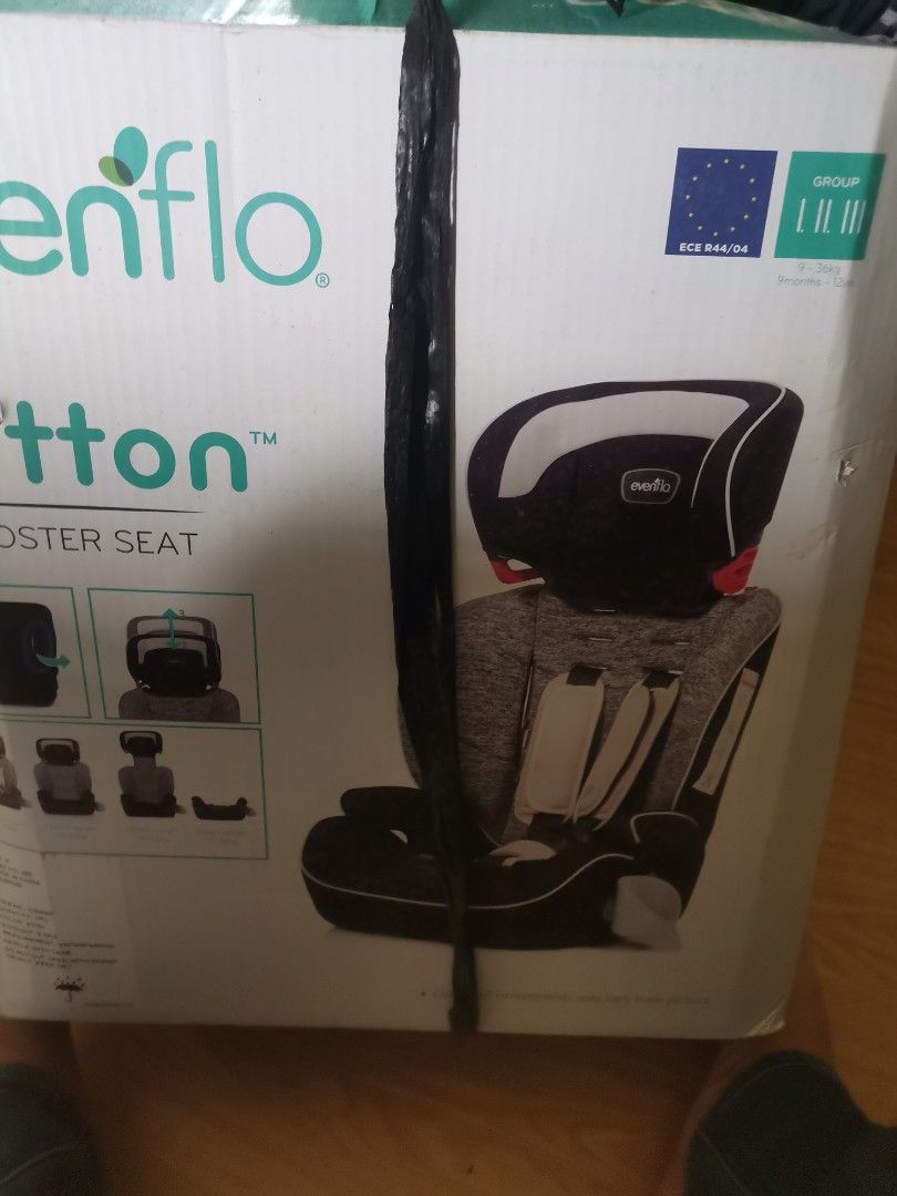 Car seat (Category: Car Seats) located in Quezon City. Submitted by simplelang22 (Listing ID 1272195736, Image 2). Description: Once lng nagamit. Bumalik agad pa singapore..