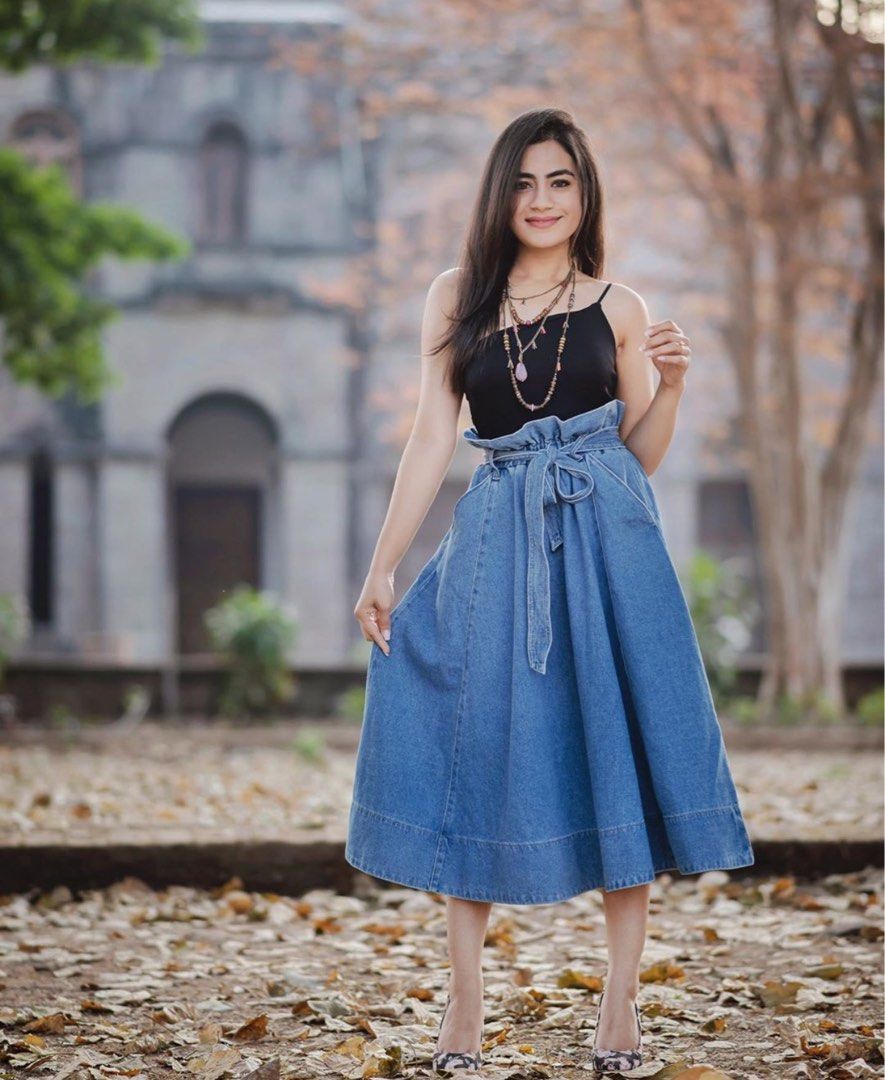 NEW YEAR SALE H M Paper bag waist Denim Skirt