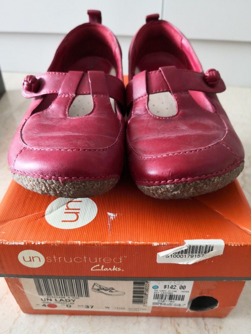 Clarks Shoes Women s Fashion Footwear Flats on Carousell