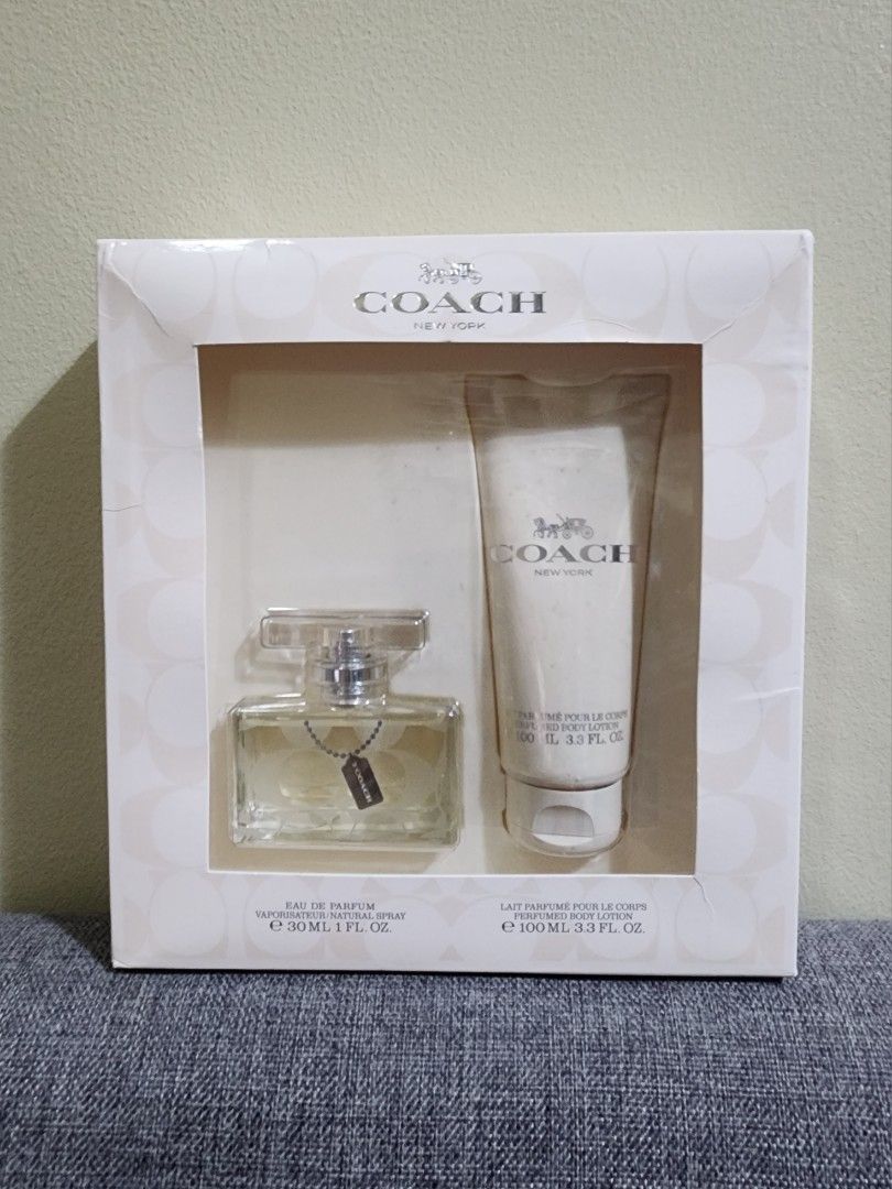 Coach signature perfume shop gift set