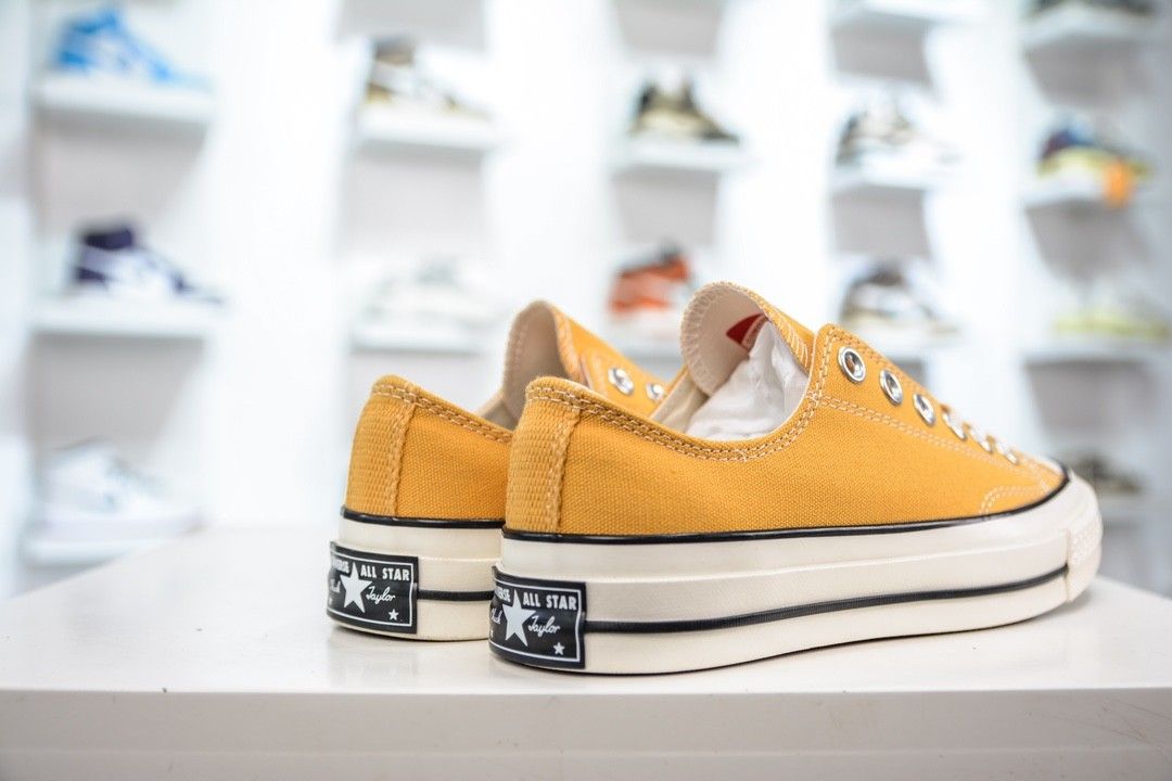 Converse Chuck Taylor All Star 70 s Low 2022 162063C Women s