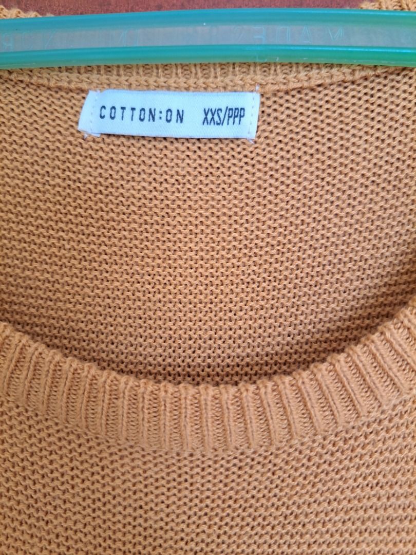 Cotton On Knitwear Pullover / Sweater Relaxed Top (Category: Blouses) located in Santiago. Submitted by spree33 (Listing ID 1272043881, Image 2). Description: Cotton On Knit Sweater only used once. Bought during trip in HK at Cotton On store Big sizing, size tag is XXS but best for tall (shirt is long) with slim to medium bodyframe Negotiable RFS: decluttering (kept in storage box) You may directly send a message for questions or concerns. MOP: G