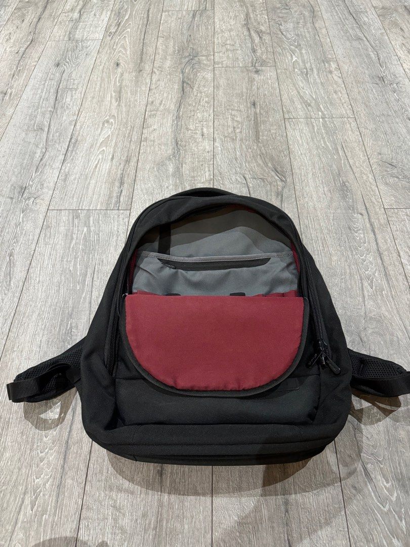 Crumpler shop mantra 15