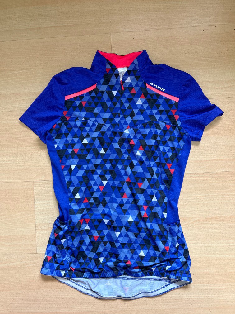 Decathlon Cycling Jersey, Women's Fashion, Activewear on Carousell