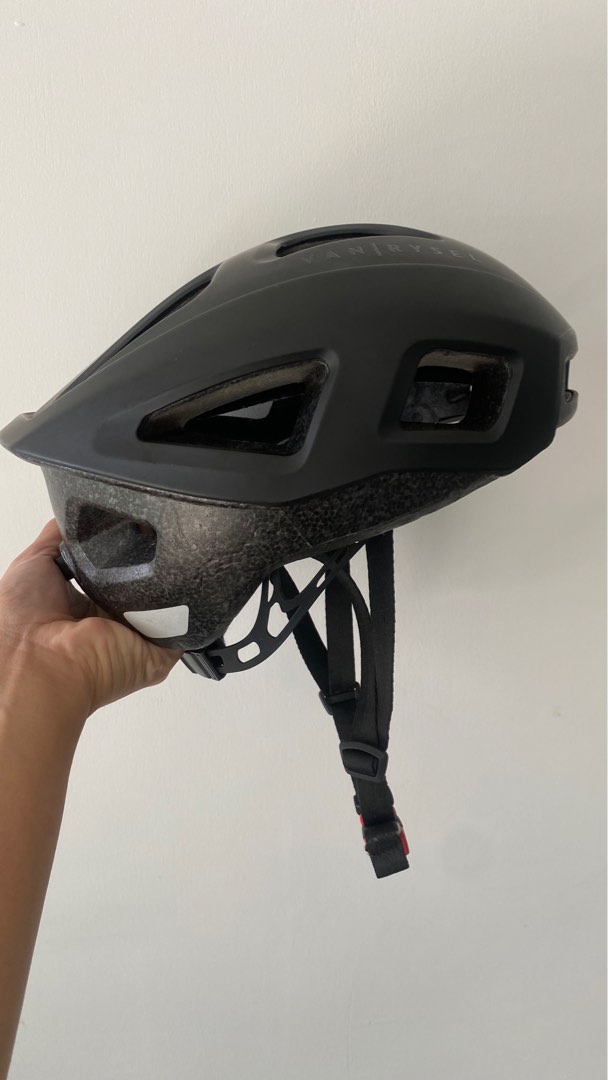 Road bike helmet clearance decathlon