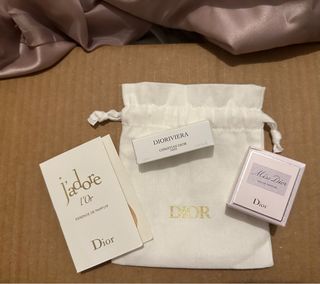 (Category: ) located in . Submitted by chelseascollection (Listing ID 1272149188, Image 1). Description: .