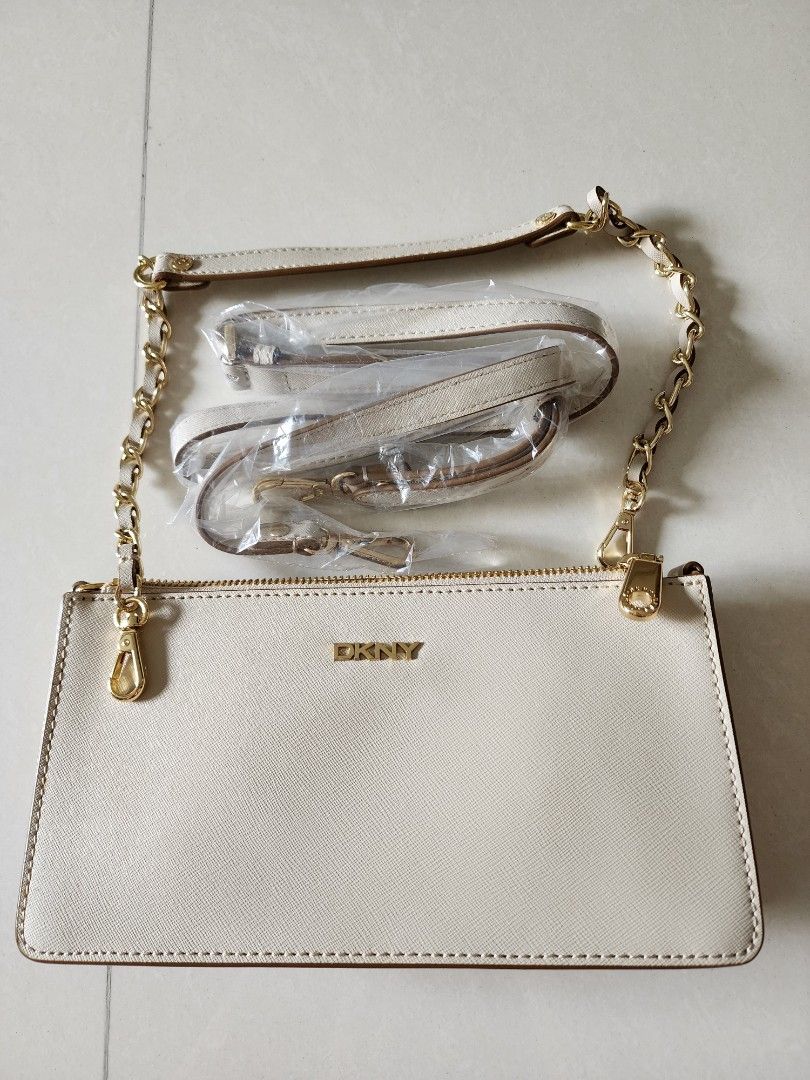 Dkny clutch 2025