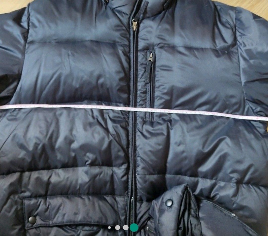 Down winter jacket (Category: Coats, Jackets and Outerwear) located in Singapore. Submitted by alohaswimfitness (Listing ID 1272143787, Image 3). Description: Brand new down winter jacket. Excellent quality. Bought in Taiwan. Shoulder to shoulder 54cm. Extremely cold in Japan, Korea, HK etc. must have for your CNY holiday. Dont leave home without it.