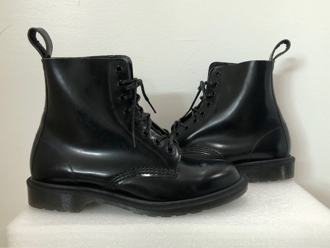 Dr.Martens MIE Classic 1460 Pascal Boanil Brush AW007
