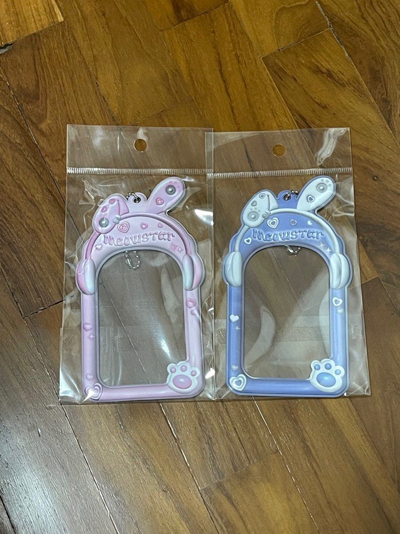 duckyworld/daiso kpop pc holder, Hobbies & Toys, Memorabilia