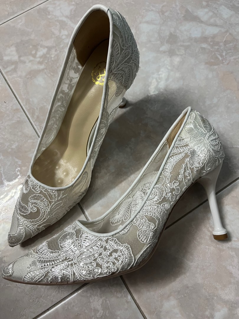 Grey lace wedding store shoes