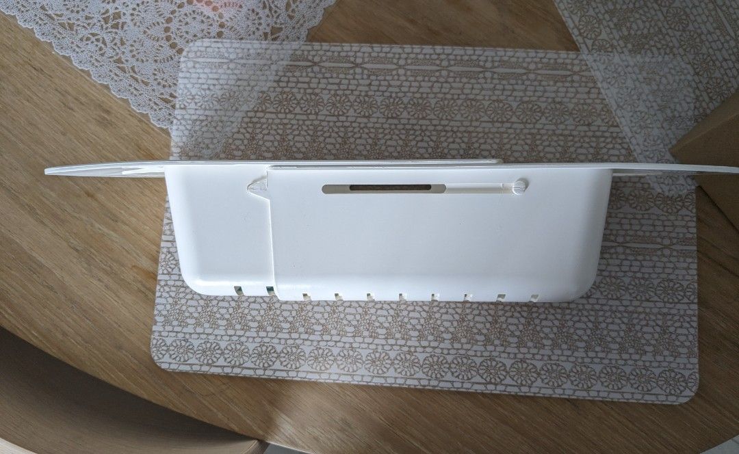Extendable Drying Rack (Category: Bathroom & Kitchen Fixtures) located in Singapore. Submitted by ksh.sg (Listing ID 1272075342, Image 2). Description: brand new but it doesn't fit my sink thus finding a new home for it 18.5 x 8 x 38-48 cm.