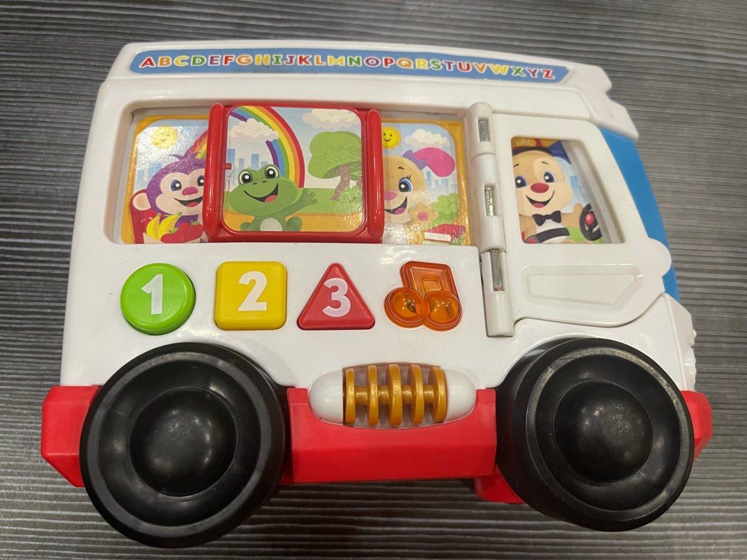 Fisher price laugh and learn around town bus store