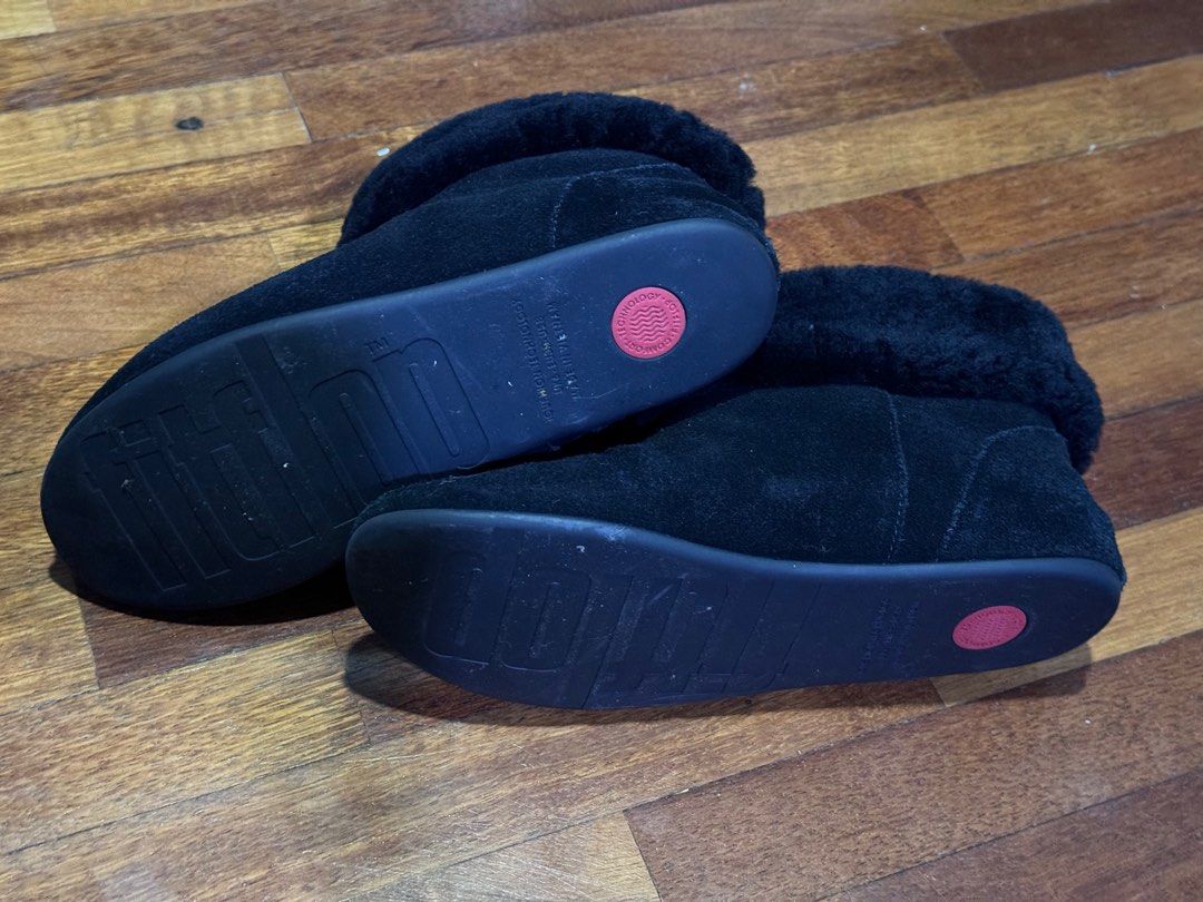 FitFlop Sarah Shearling black Women s Fashion Footwear Boots