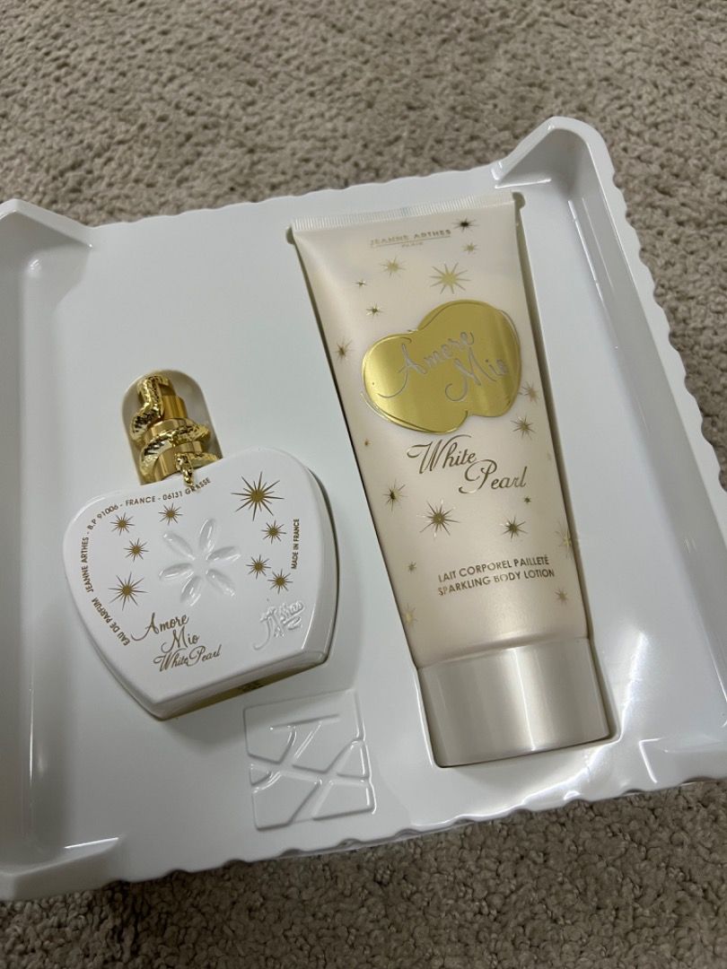 Jeanne arthes amore mio white pearl gift set on sale