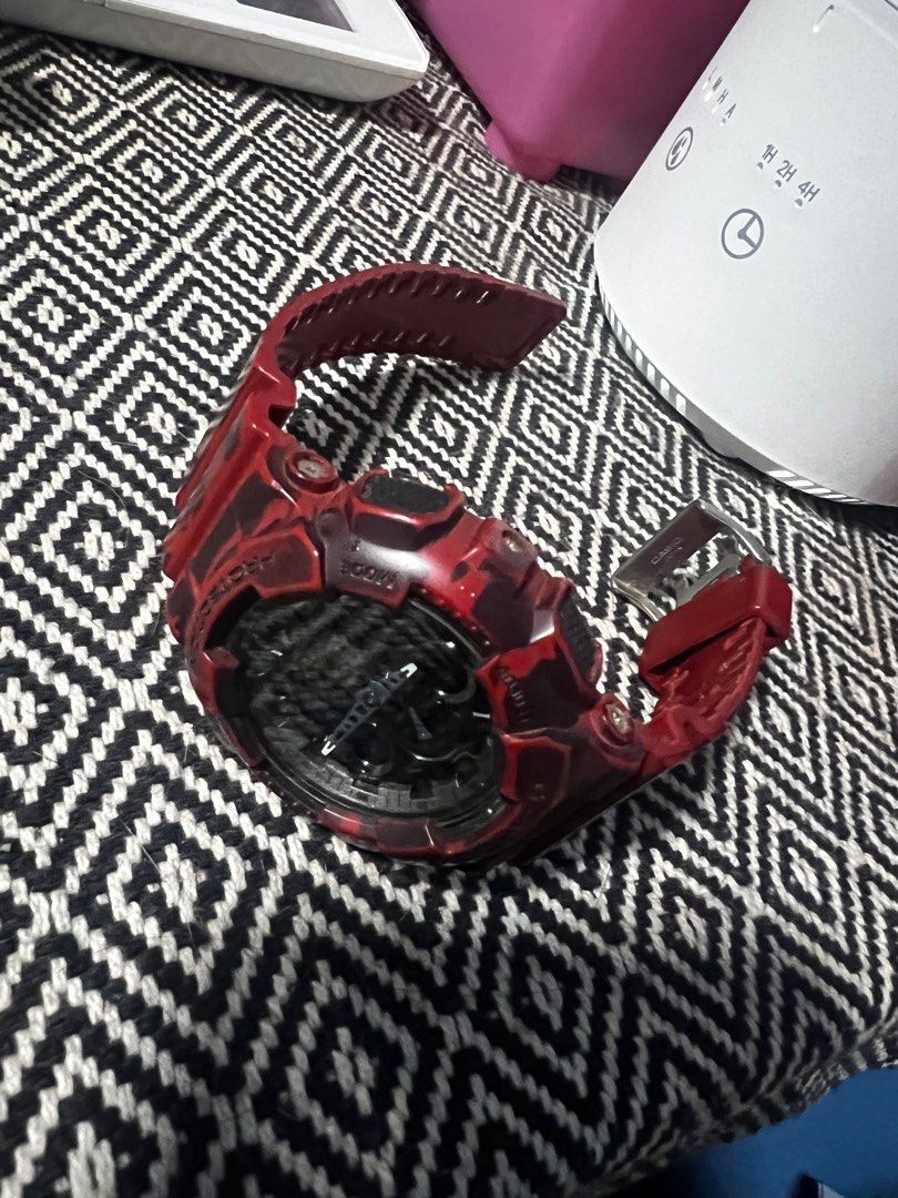 Casio g shock red camo top