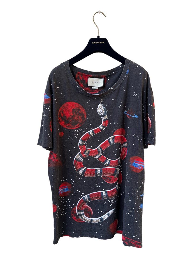 Gucci snake t shirt black 2025