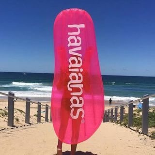Havaianas inflatable slipper 5 ft
