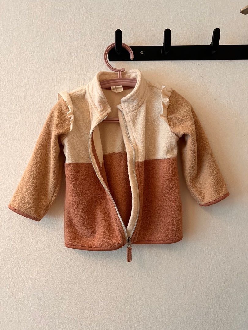 H&M fleece rose jacket, Babies Kids, Babies Kids Fashion on