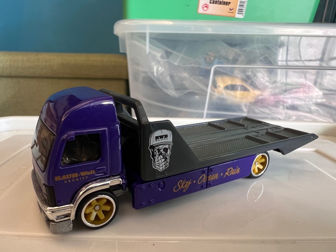 Hot wheels aero lift store