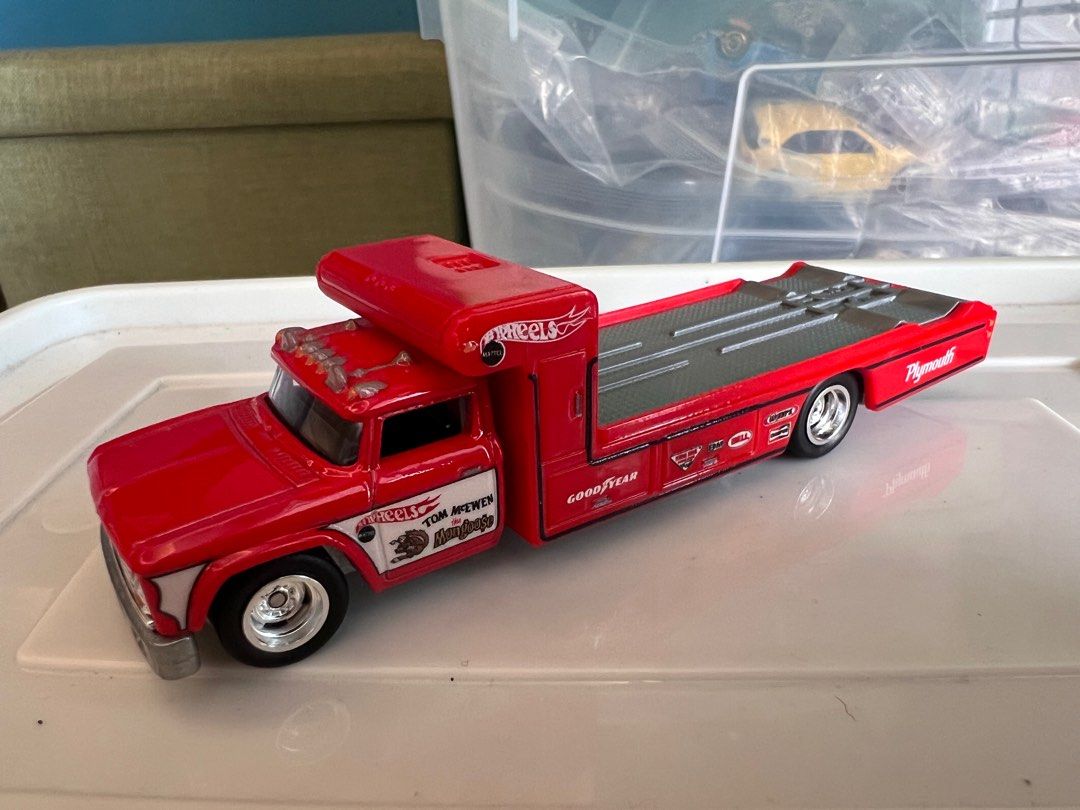 Hot wheels retro rig store