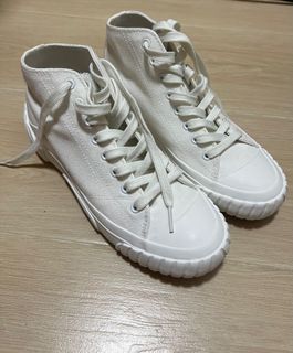（分類：）位於 。 由 samsyt 提交（商品編號 1272154504，圖片 1）。簡介： 。