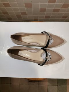 （分類：）位於 。 由 lam201208 提交（商品編號 1271983506，圖片 1）。簡介： 。