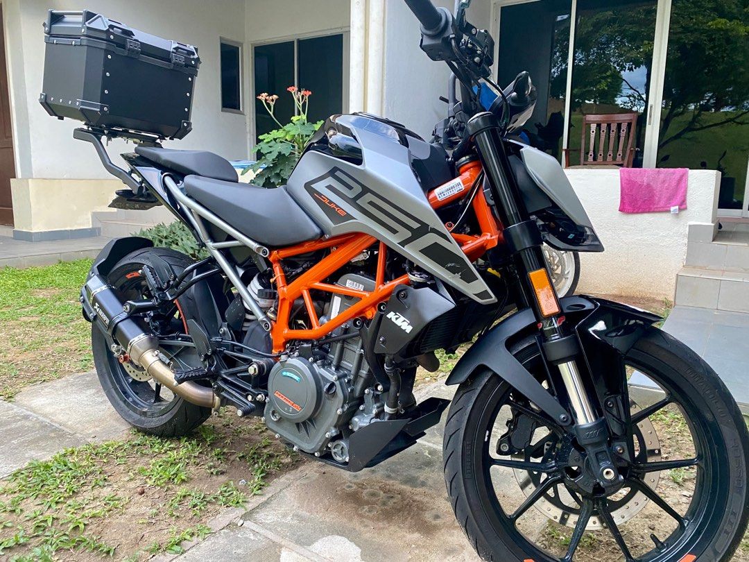 Duke 250 shop grey
