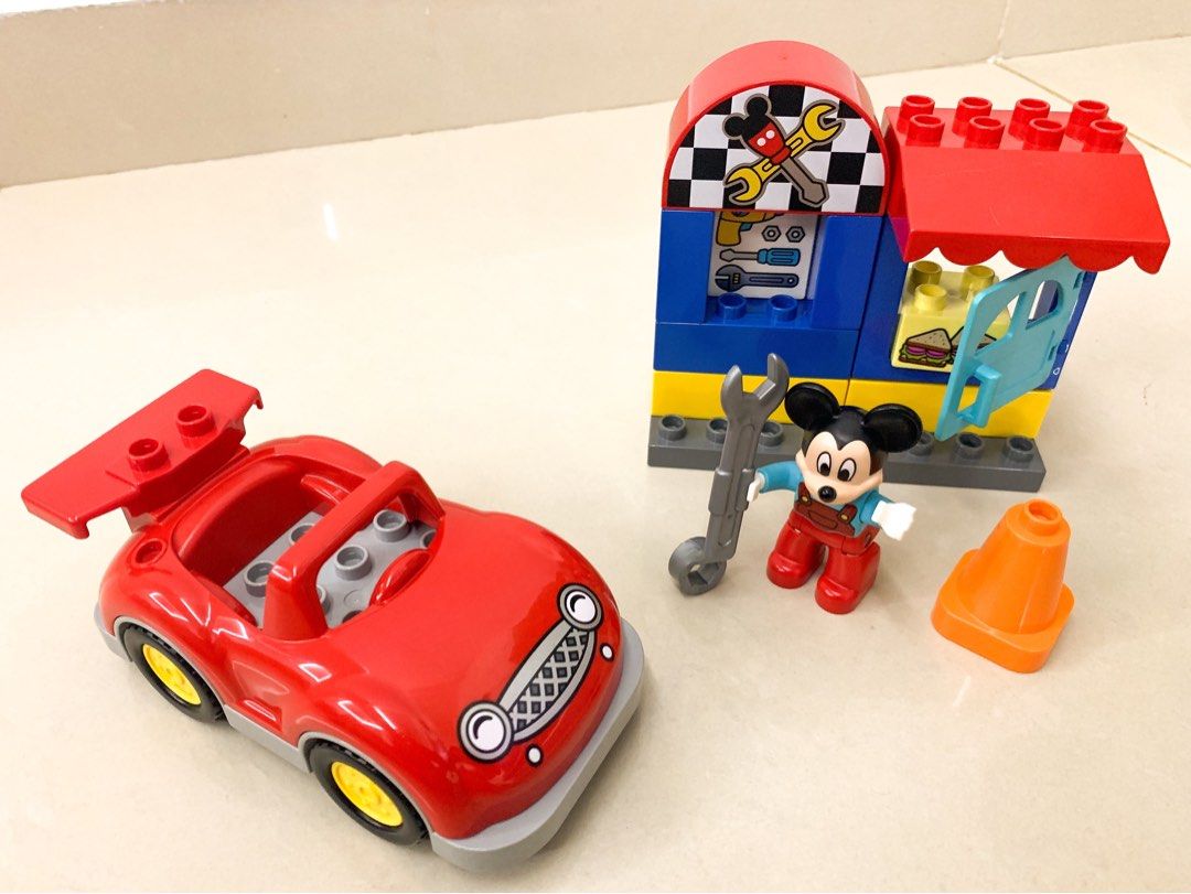 LEGO 10829 DUPLO Disney Mickey s Workshop Mechanic Garage Hobbies