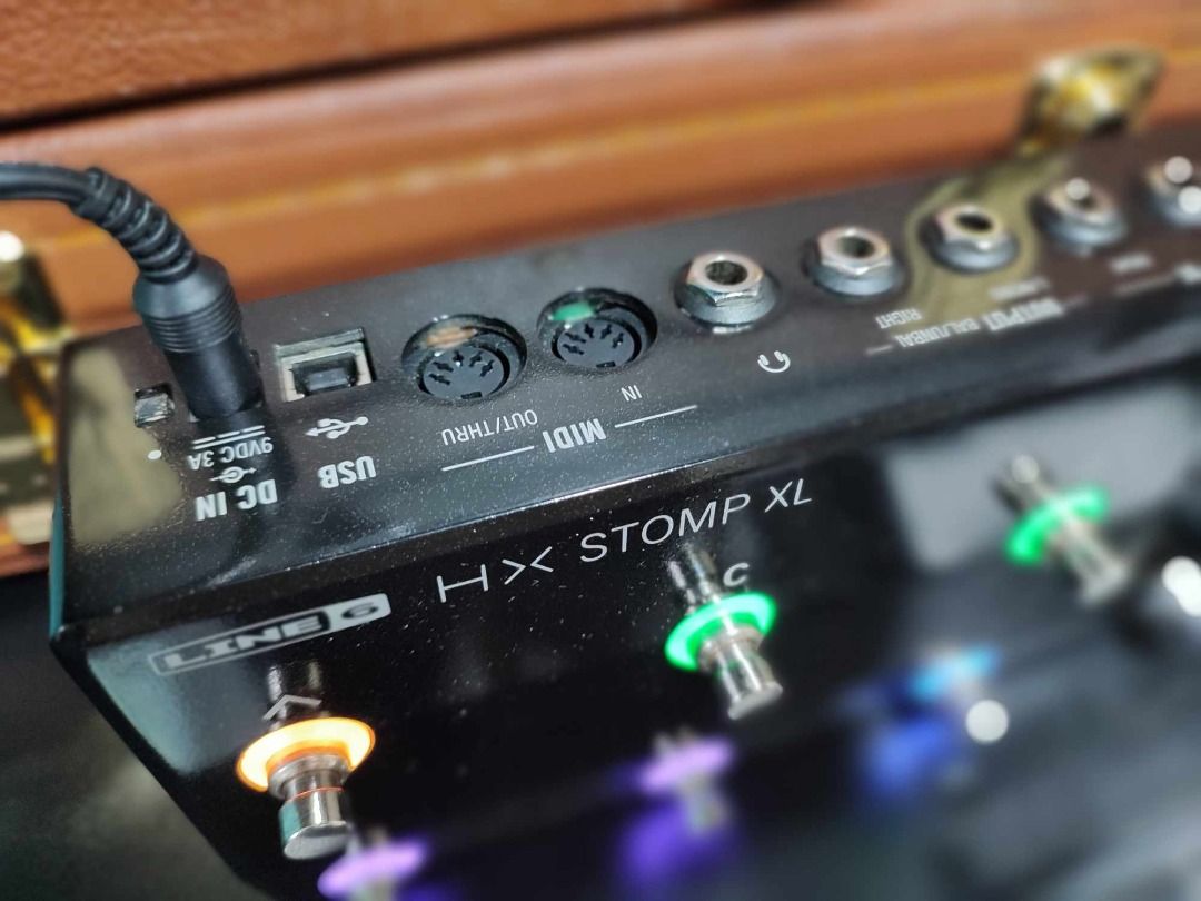 Line 6 HX Stomp XL Guitar Multi-Effects Floor Processor