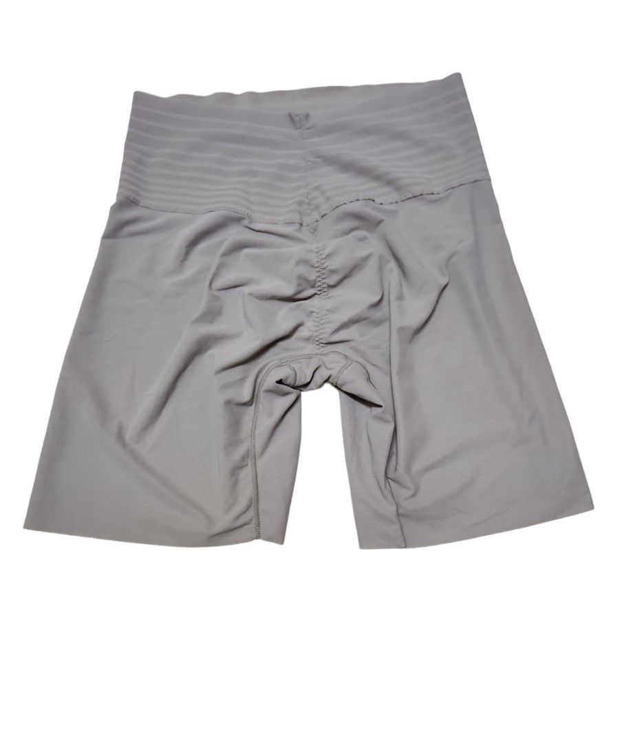 LLS9323(L) Uniqlo stretch fit panty girdle, Women's Fashion, New