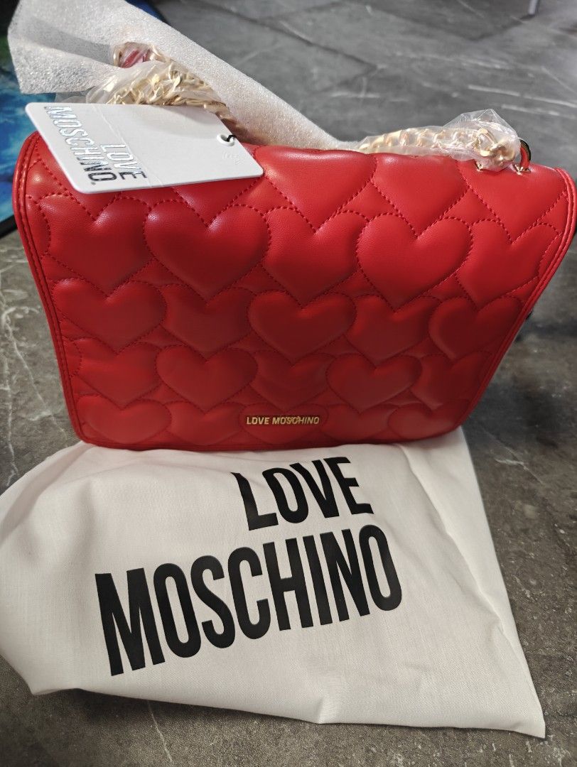 Love moschino quilted sling bag cheap