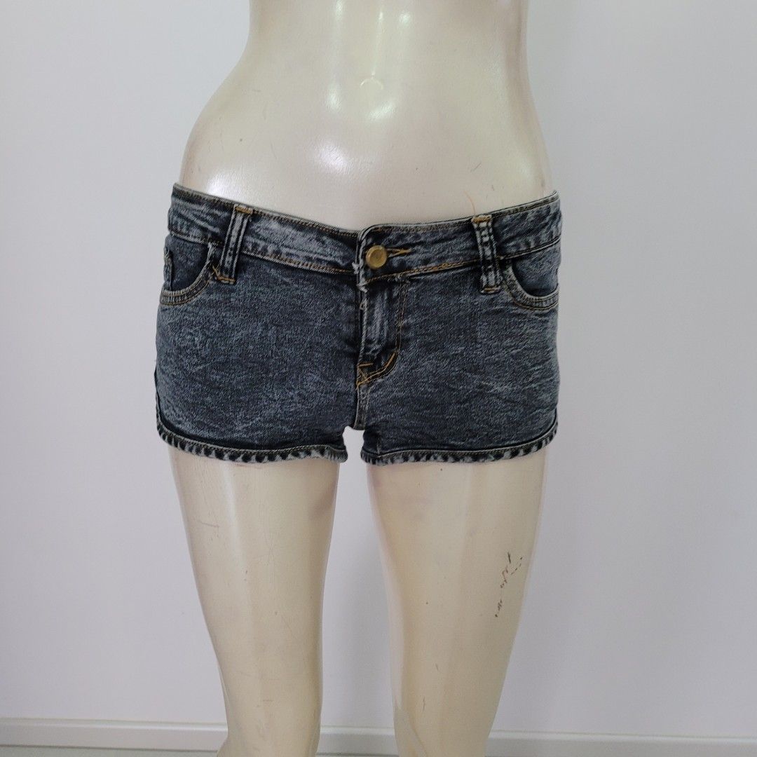 Low waist shorts top
