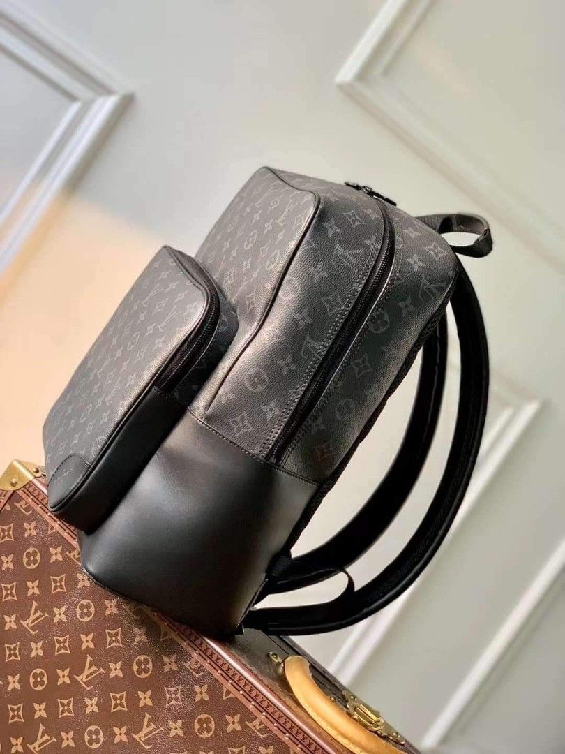 Dean backpack louis 2025 vuitton