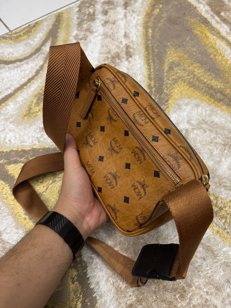 Mcm cross clearance body bag