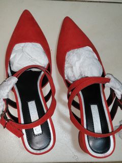 (Category: ) located in . Submitted by houseofchloe (Listing ID 1272192267, Image 1). Description: .