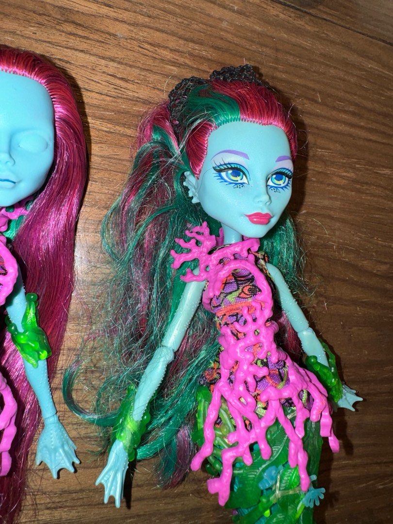 Monster high Scarrier Reef Carousell