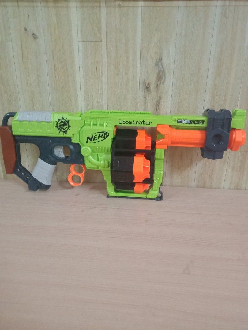 Nerf zombie strike doominator target hot sale