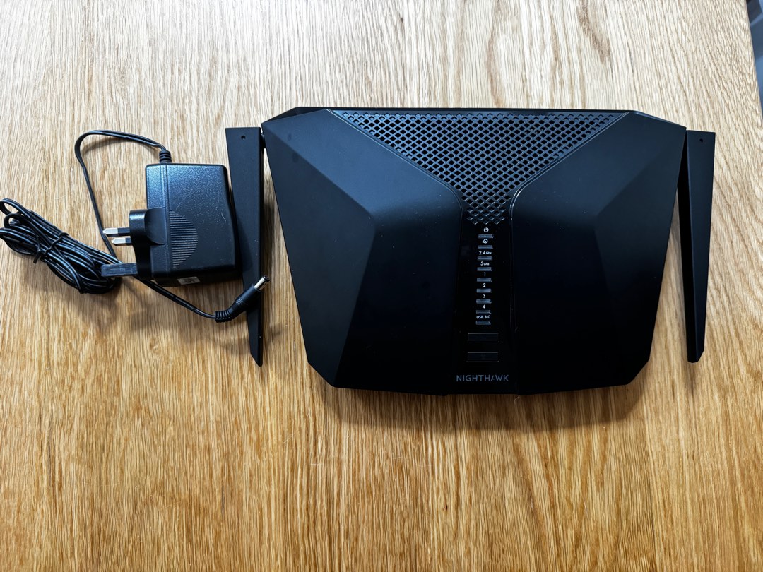 Netgear Nighthawk AX4 Model RAX40 Router, 電腦＆科技, 電腦周邊及配件, Wifi及上網相關產品 ...