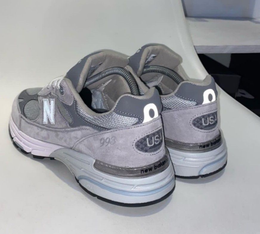 New Balance 993 grey Made in USA 42.5 Fesyen Pria Sepatu