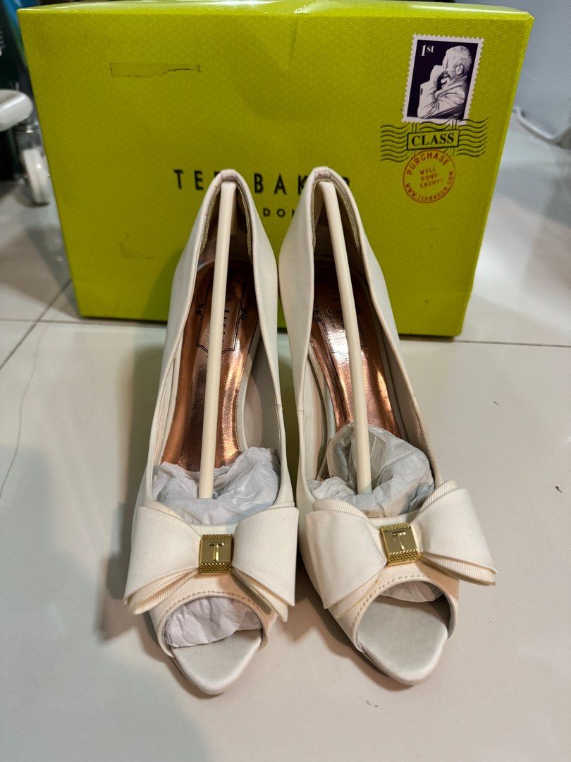 White heels size best sale 12