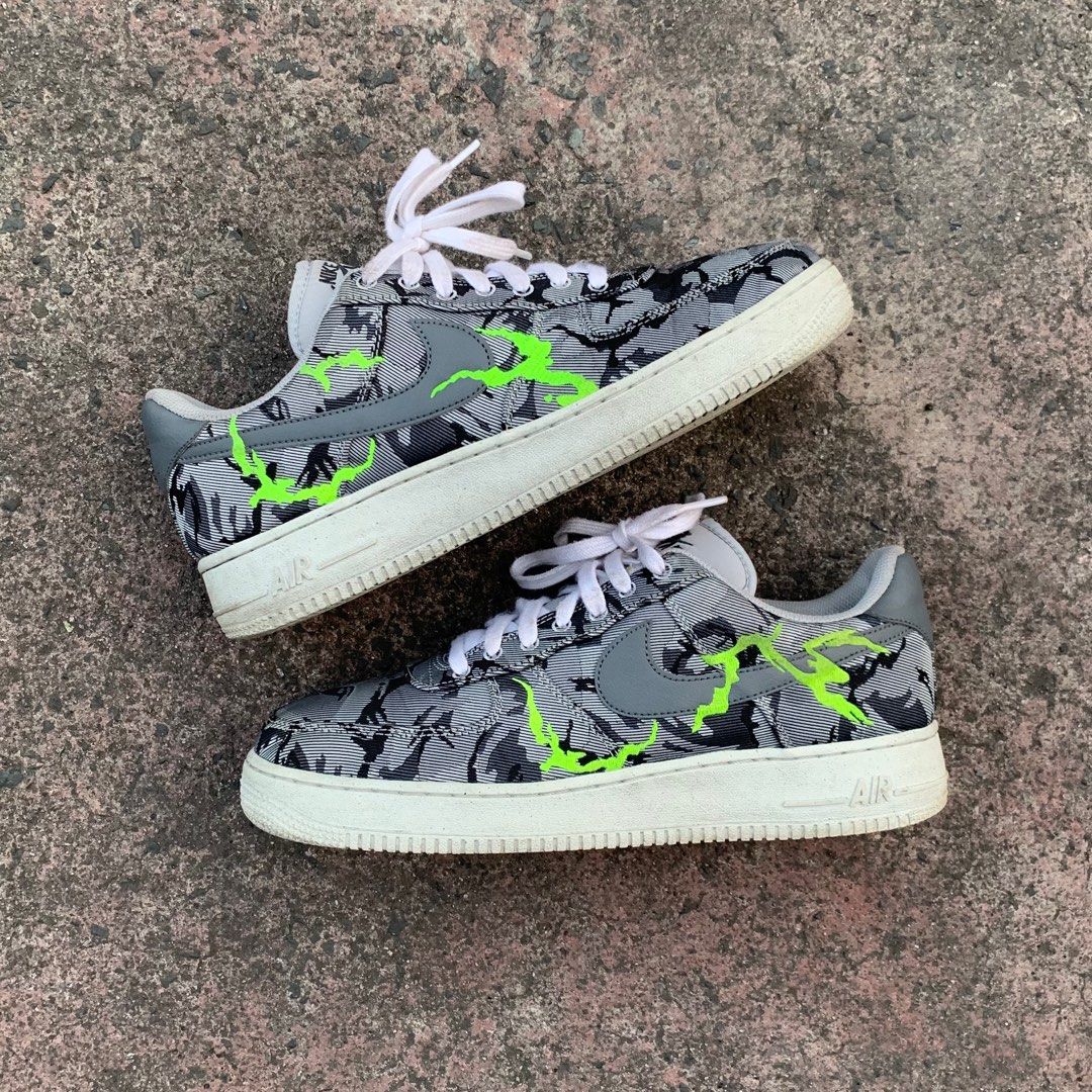 NIKE AIR FORCE 1