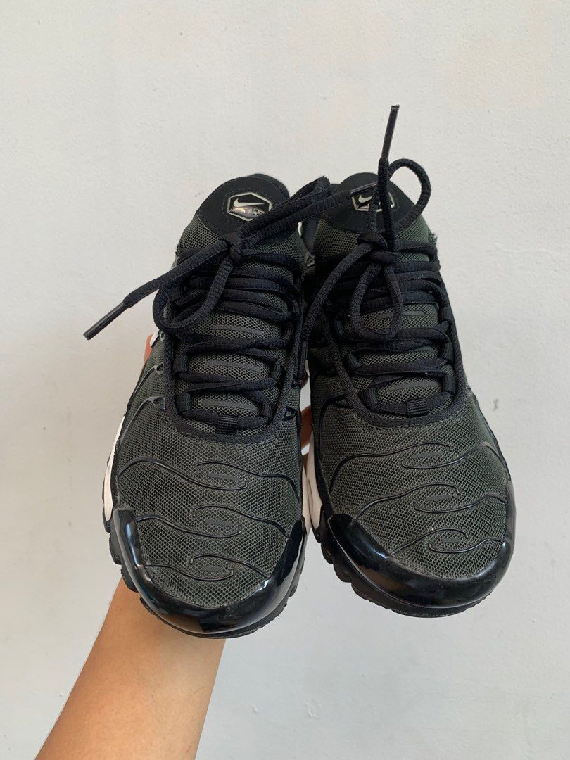 NIKE AIRMAX PLUS