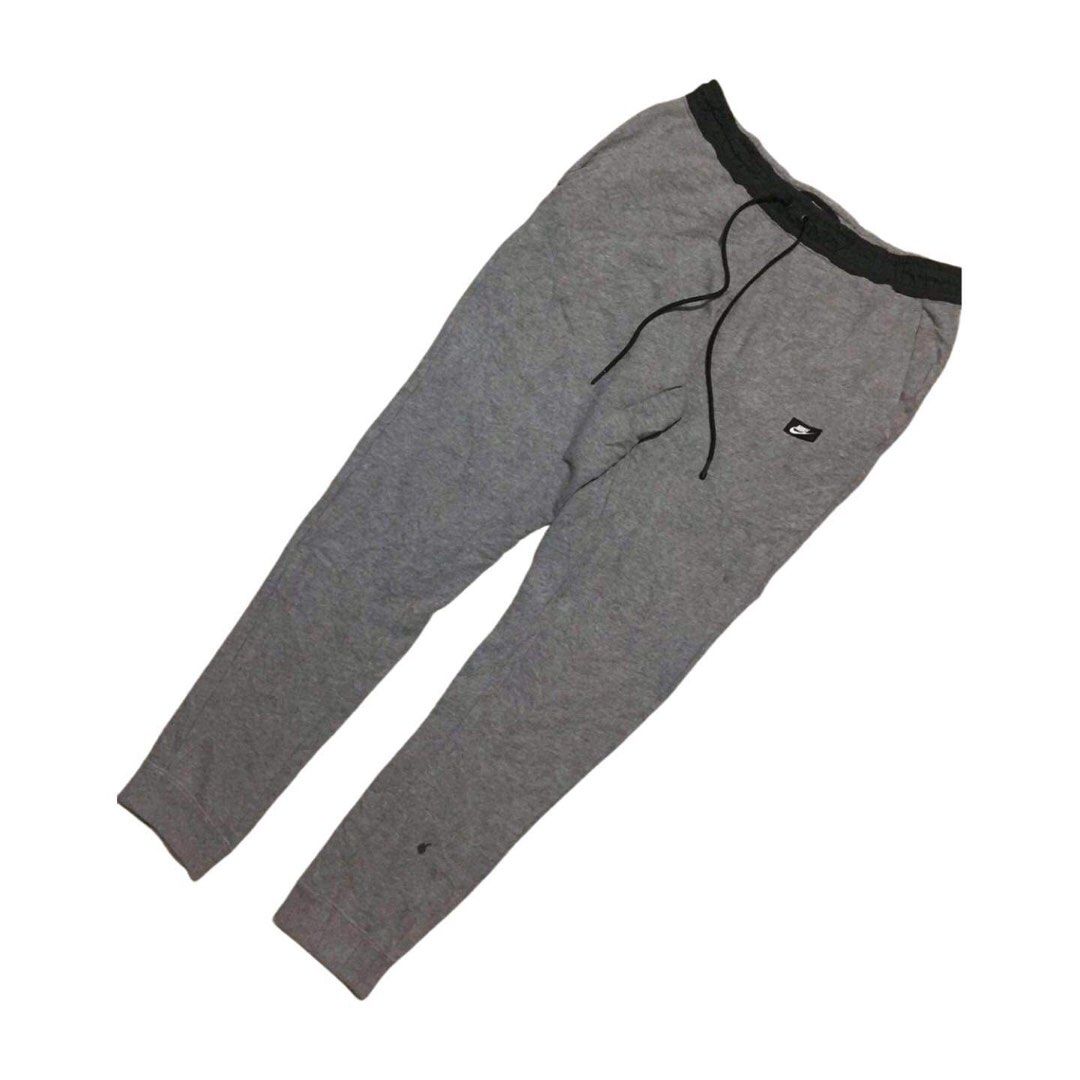 nike box logo joggerpants Men s Fashion Bottoms Joggers on Carousell
