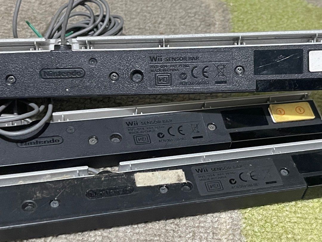 Nintendo Wii sensor bar 300 each, Video Gaming, Gaming Accessories