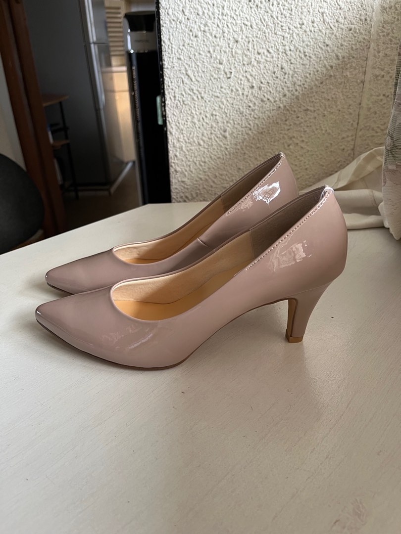 Nude low sale heel pumps