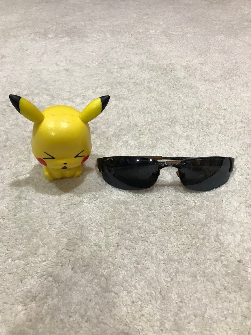 Oakley discount uv protection