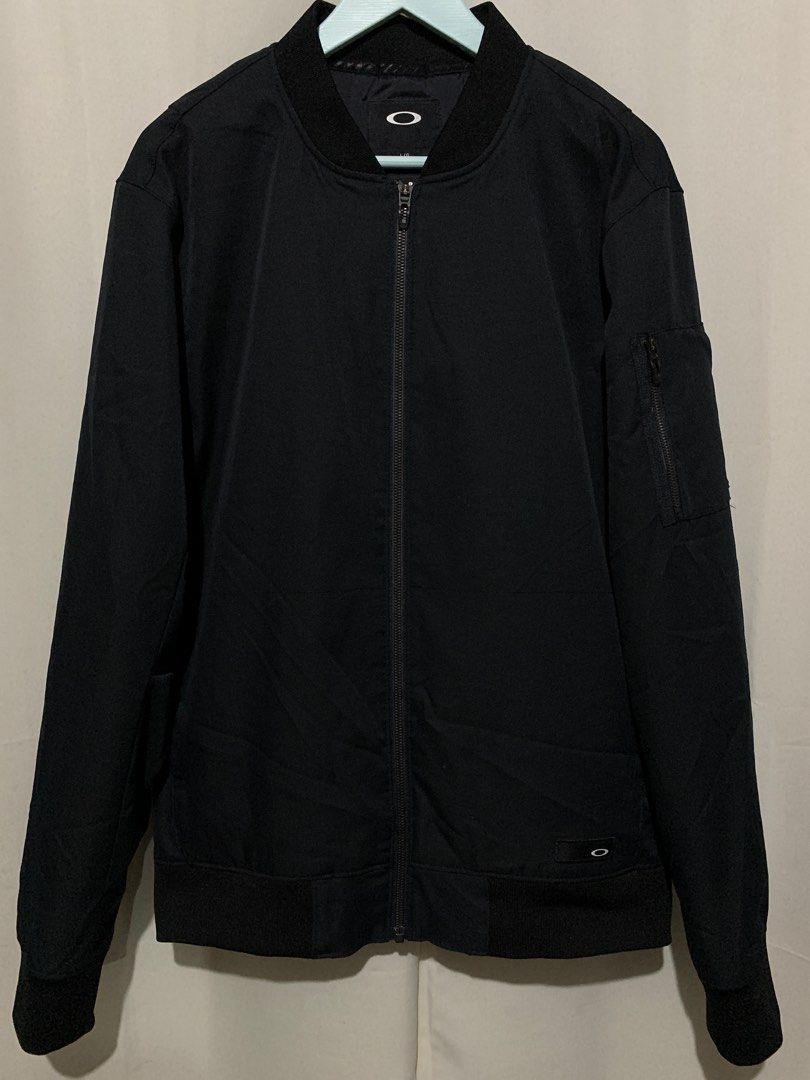 Oakley icon deals bomber jacket